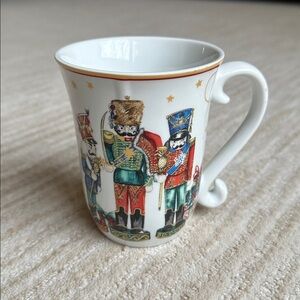WILLIAMS-SONOMA Twas the Night Before Christmas Mug Nutcracker Soldiers